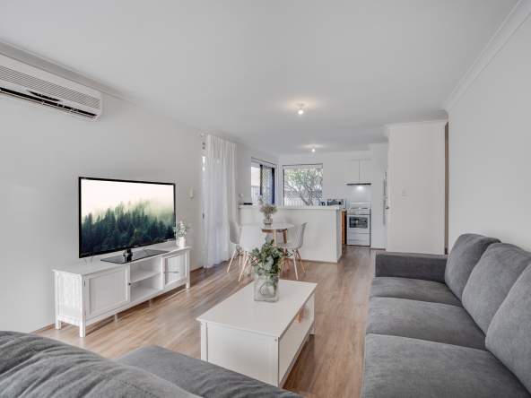 Unit 11, 93 Seventh Avenue, Armadale Living Space
